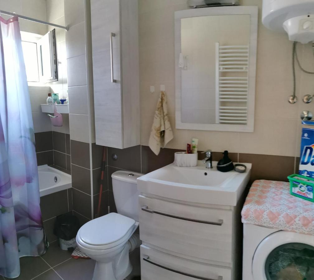 Lux Apartman Lena Belgrad Exterior foto